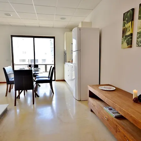 City Living Tk 2 Rm 5 Affittacamere